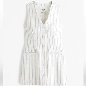 The A&F Mara Linen-Blend Vest
Mini Dress
Aberotie